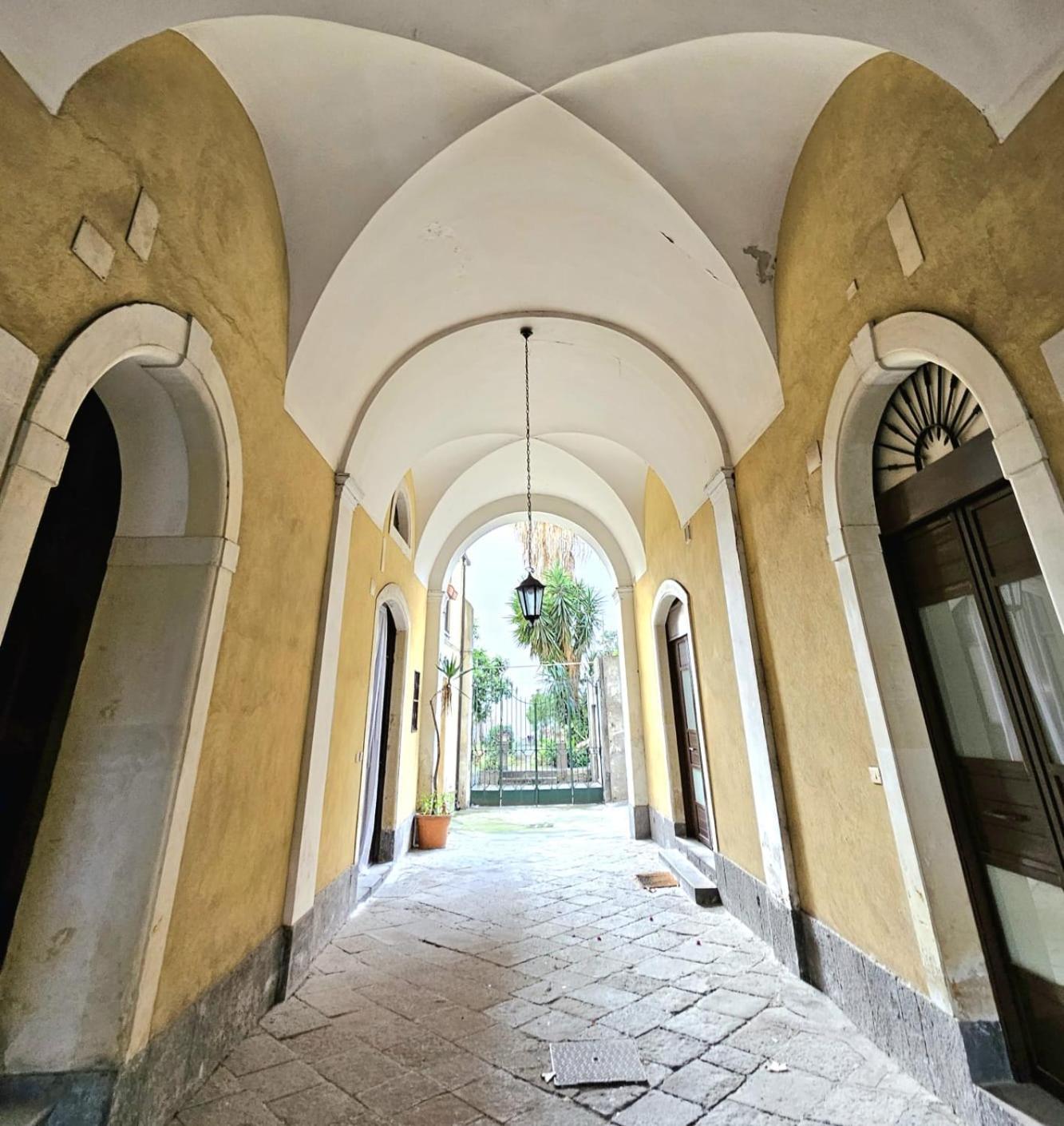 May'S Apartment Catania Bagian luar foto